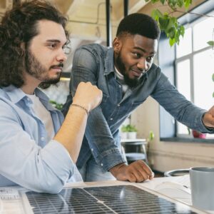 Controle de Jornada de Trabalho em Startups